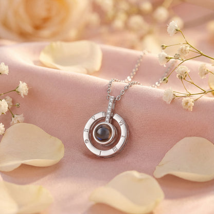 100 Dilde Seni Seviyorum Mercekli Çember Kolye