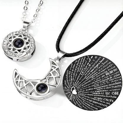 100 Dilde Seni Seviyorum Mercekli Ay-Güneş Sevgili Çift Kolyesi